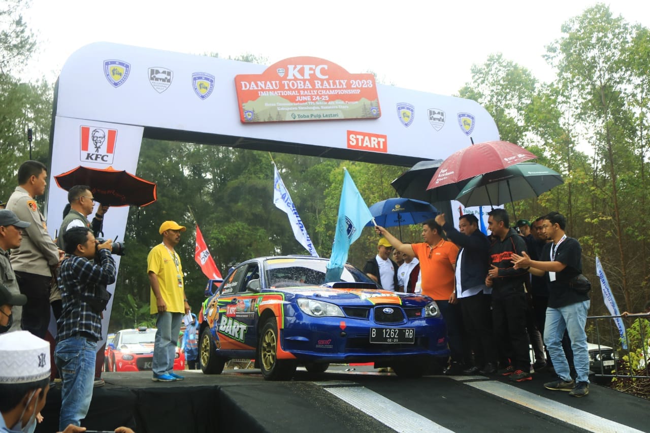 Pembukaan event KFC Danau Toba Rally 2023.(foto/Istimewa)