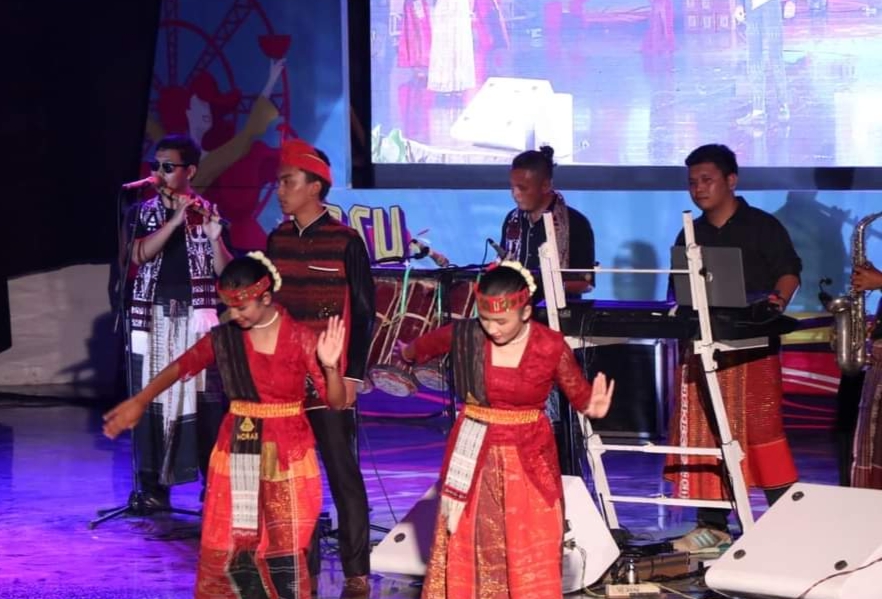 Malam Kesenian Pemerintah Kabupaten Toba di PRSU.(foto/istimewa)