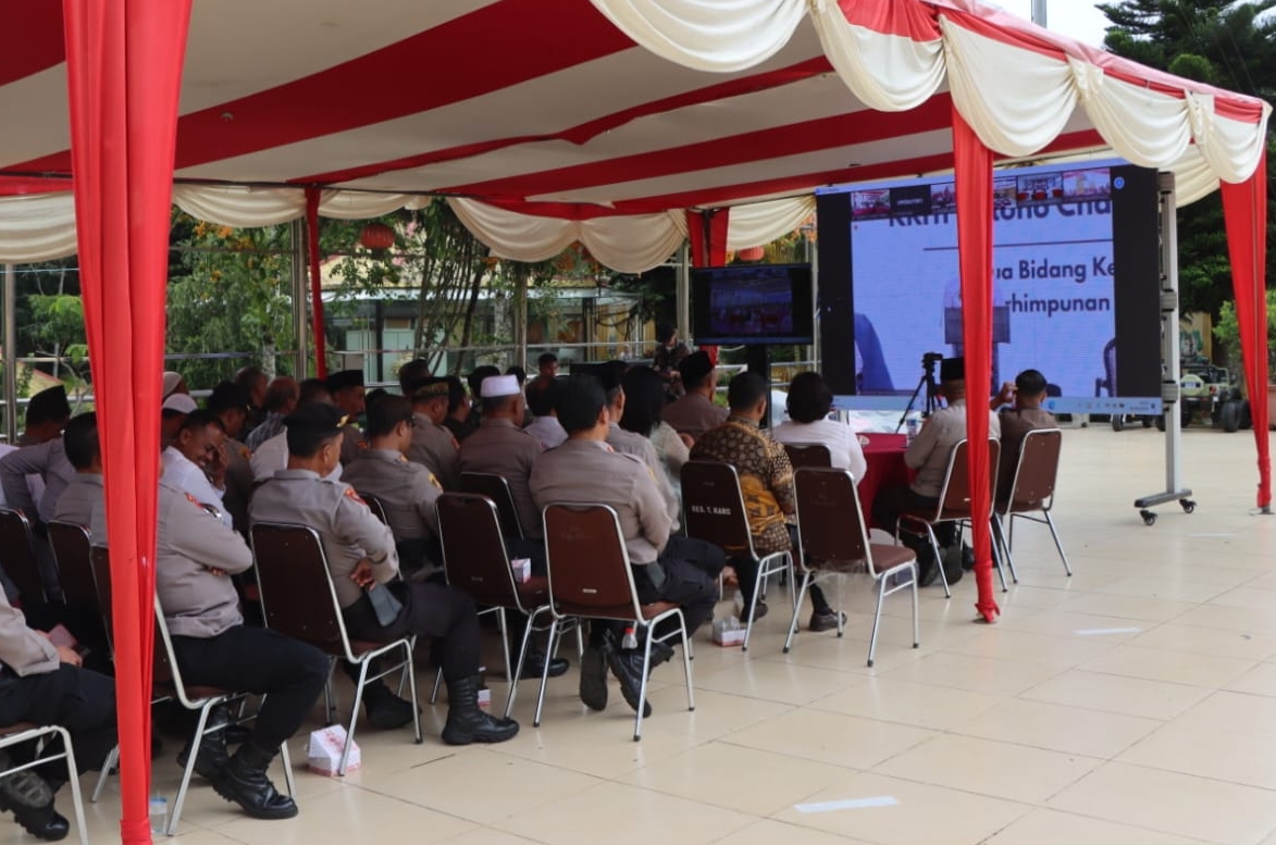 Polres Tanah Karo mengikuti rapat via zoom meeting kegiatan doa bersama lintas agama tingkat nasional.(foto/istimewa)