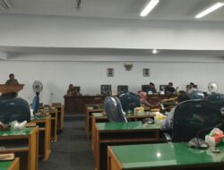 Pandangan Umum Anggota DPRD Dairi Nasib Sihombing, Pemerintah Gagal Wujudkan Visi Misi