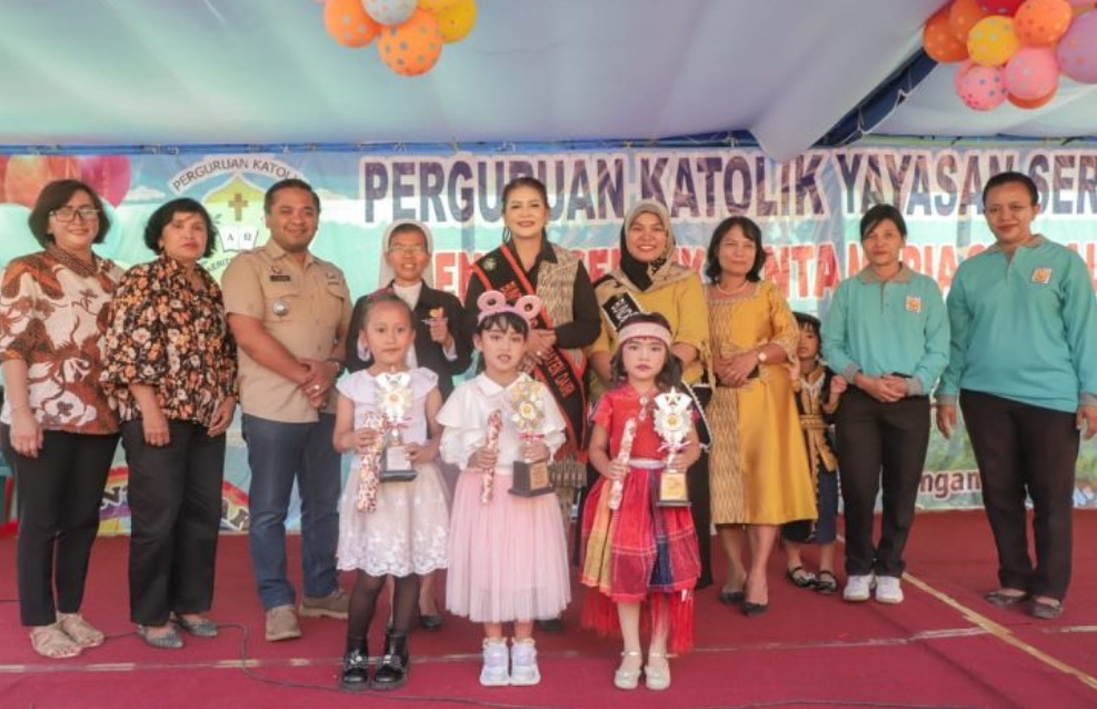 Pelepasan Siswa TK Santa Maria Sidikalang.(foto/istimewa)