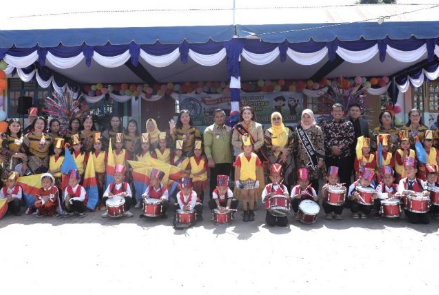 Pelepasan Siswa TK Pembina Sidikalang.(foto/istimewa)
