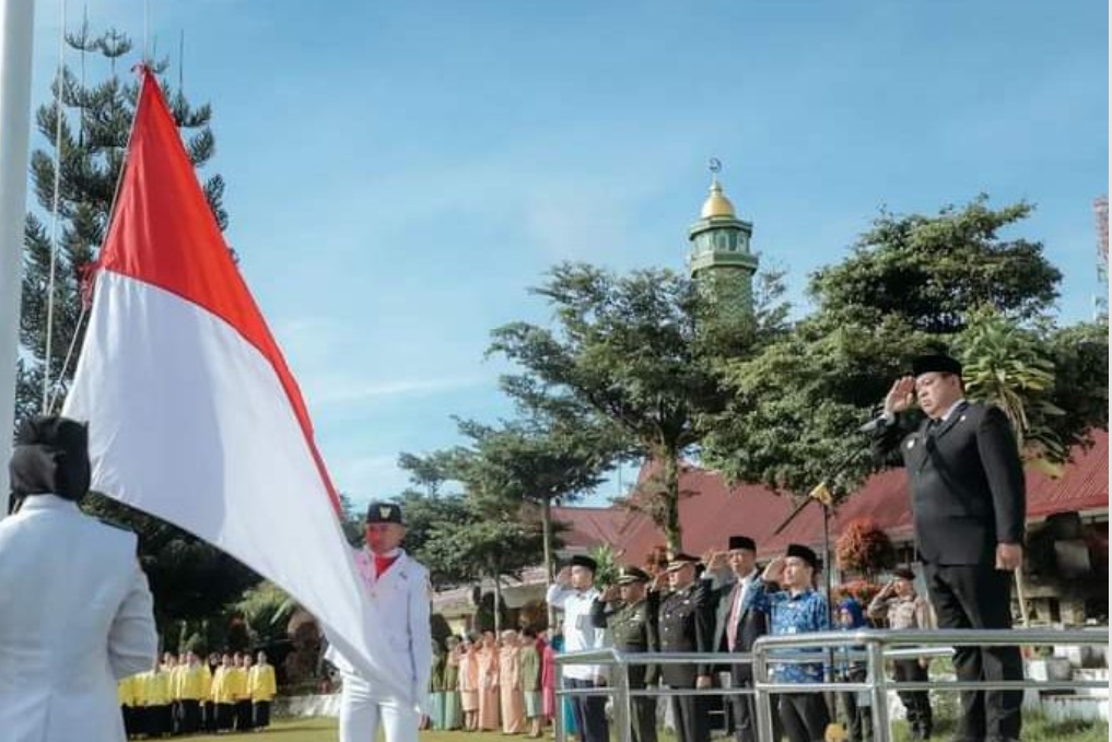 Upacara Harkitnas Pemkab Dairi.(foto/istimewa)