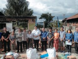 Korban Kebakaran di Desa Lae Hole Terima Bantuan