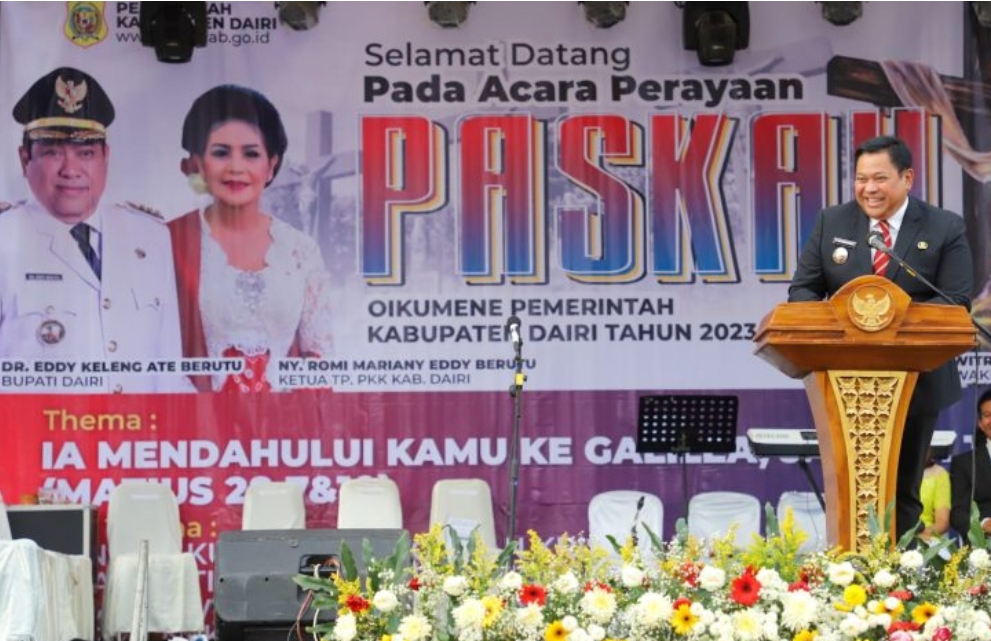 Bupati Dairi, Eddy Berutu di acara perayaan Paskah Oikumene Pemkab Dairi.(foto/istimewa)