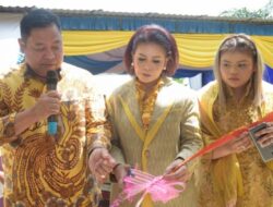 Eddy Berutu Resmikan Gedung Gereja Katolik Santo Anselmus Gunung Merah