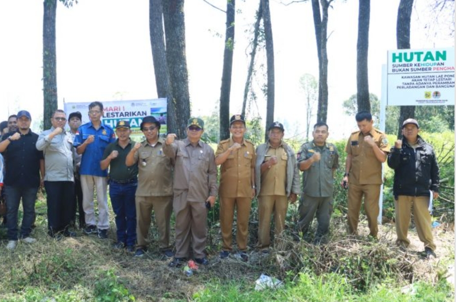 Tim Terpadu penertiban hutan Lae Pondom.(foto/istimewa)