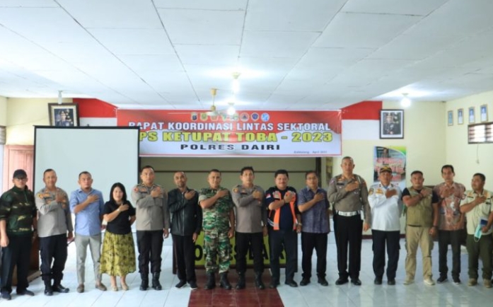 Rakor lintas sektoral OPS Ketupat Toba - 2023 di Polres Dairi.(foto/istimewa)
