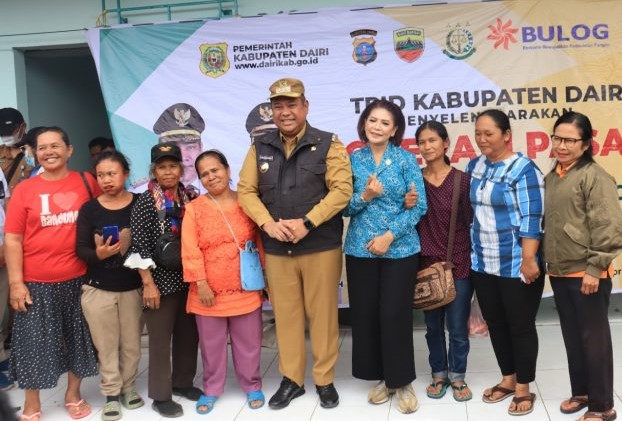 Operasi Pasar Murah di Kecamatan Sumbul.(foto/istimewa)