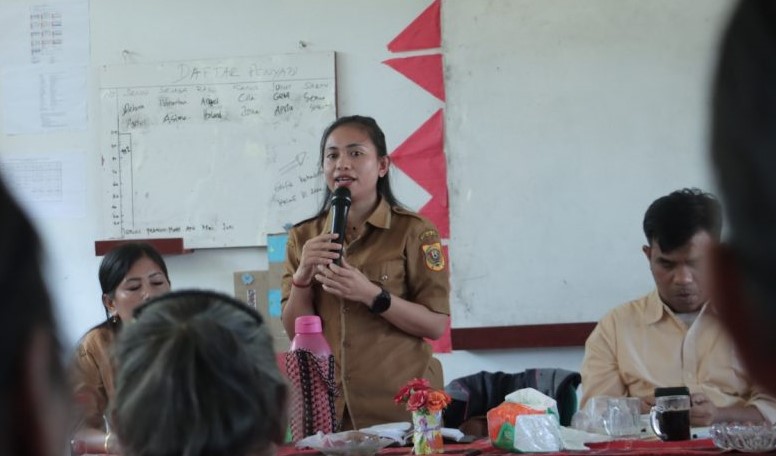 Peresmian kursus bahasa Inggris untuk siswa kelas IV di SDN 037150 Sigambir -gambir.(foto/istimewa)