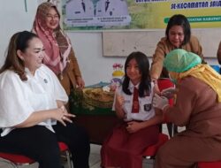 Ketua PKK Pakpak Bharat Hadiri Pencanangan Pelaksanaan Bulan Imunisasi Anak Sekolah