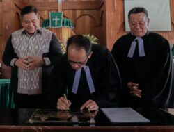 HKBP Immanuel Kalang Simbara Terima Sertifikat Tanah