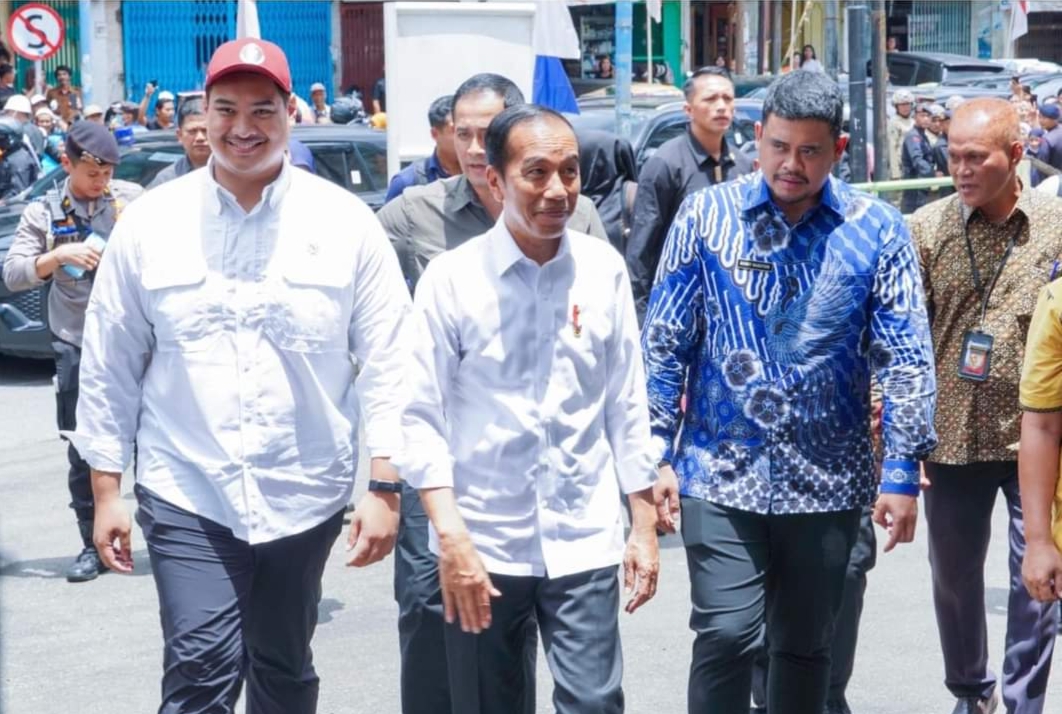 Preseden Jokowi tinjau Pasar Suka Ramai Medan.(foto/istimewa)