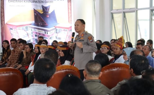 Kapolres Dairi AKBP Wahyudi Rahman apresiasi pelatihan belajar metode Gasing.(foto/ist)