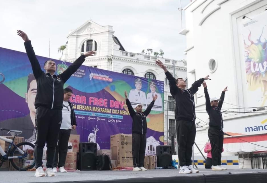 Pertunjukan di Car Free Day Kota Medan, Minggu (03/08/2023)