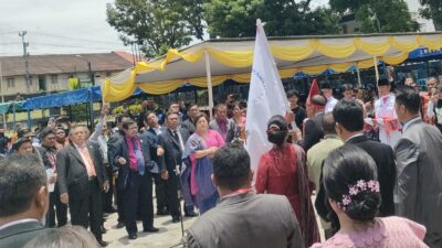 Prosesi pelantikan PPTSB Cabang Dairi di Gedung Djauli Manik Sidikalang.(foto/Iwan)