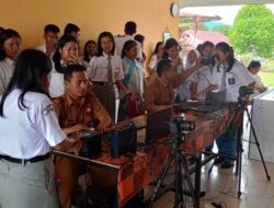 Dinas Dukcapil Dairi Jempol KTP-el dan KIA di SMA 1 Tigalingga