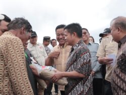 Petani Parbuluan V Dapat ‘Oleh-oleh dari Pj. Gubsu Hassanudin