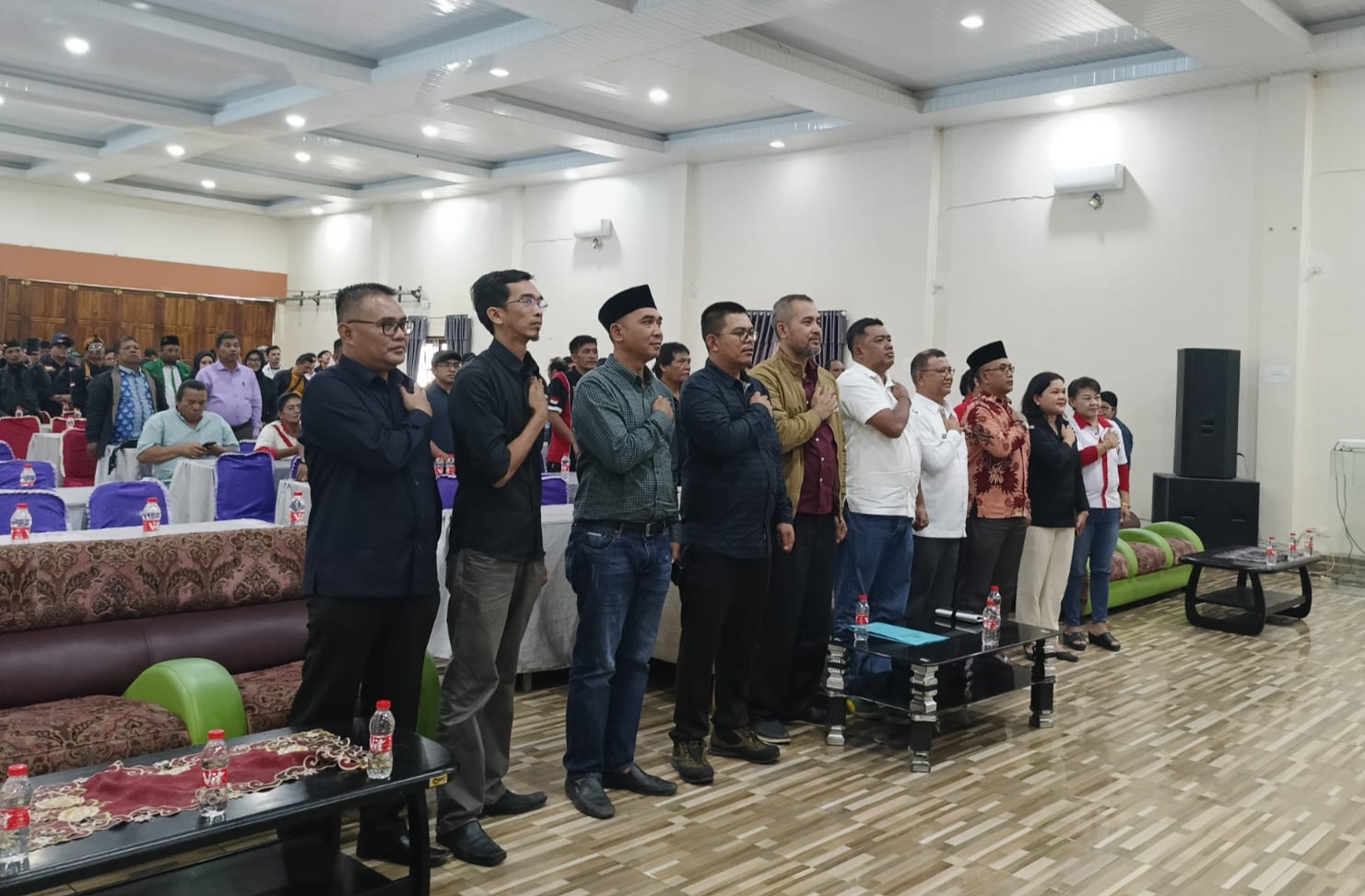 Kegiatan sosialisasi KPU Karo jelang Pemilu tahun 2024 dan silaturahmi bersama dengan insan Pers, LSM dan Ormas.(foto/Rossi)