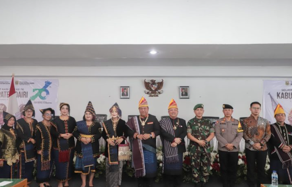 Sidang Hari Jadi Kabupaten Dairi ke-76 di Gedung DPRD Kabupaten Dairi.(foto/ist)