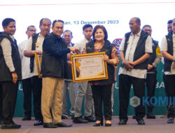 Pemkab Karo Raih Penghargaan Peringkat Kedua Penyaluran Dana Desa Terbaik Tahun 2023