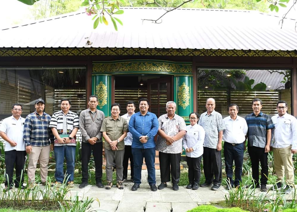 Diskusi penanganan Daerah Aliran Sungai (DAS) bersama kementerian lingkungan hidup dan kehutanan (LHK).(foto/ist)
