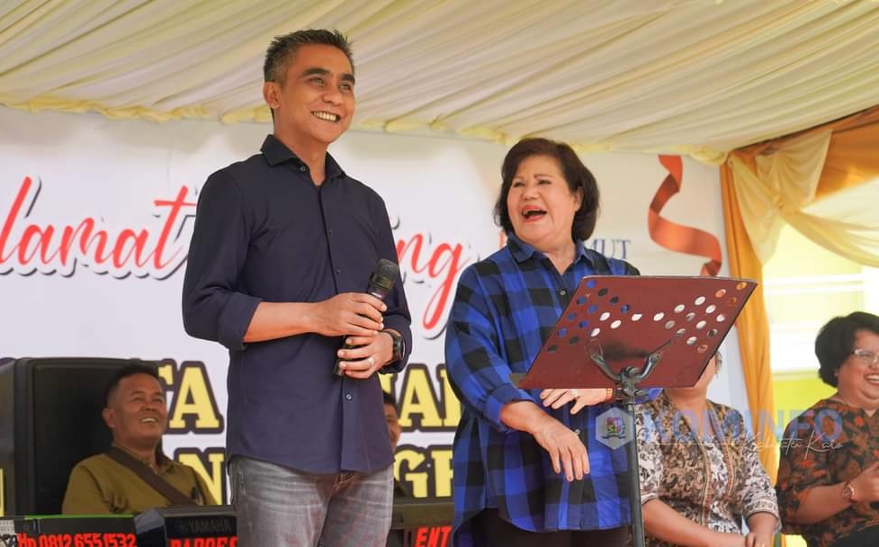 Bupati dan Wakil Bupati Karo hadiri acara sosialisasi kebijakan pengelolaan keuangan desa.(foto/ist)