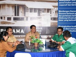 Vandiko Dukung Pelaksanaan KKN Bersama Internasional di Samosir