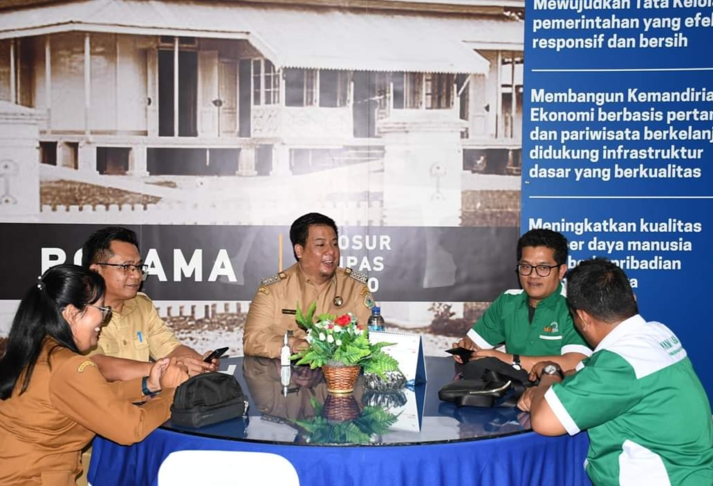 Audensi Kepala Kantor Urusan Internasional (KUI) USU dengan Bupati Samosir.(foto/ist)
