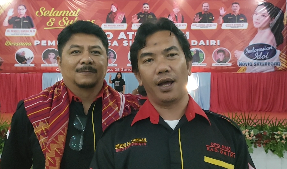 Pemuda Merga Silima Kabupaten Dairi Deklarasi dukung Prabowo Gibran.(foto/iwan)