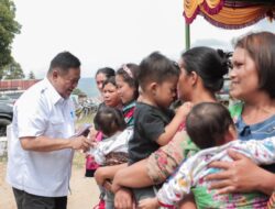 Bupati Eddy Berutu Sampaikan Apresiasi ke Warga Parbuluan yang Antusias Ikut Program KB