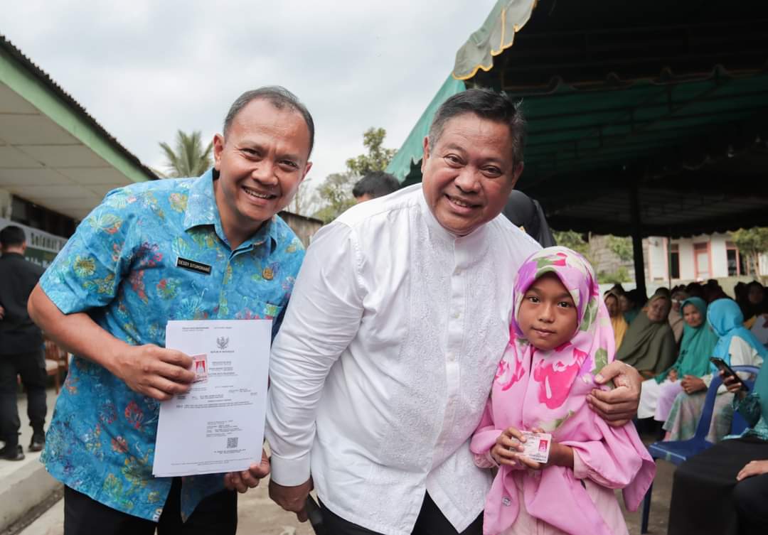 Kunker Bupati Dairi Eddy Berutu di Kecamatan Berampu.(foto/ist)