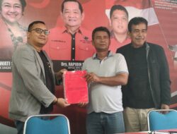 Akhirnya, Domian Simanjuntak Ambil Formulir Penjaringan Calon Bupati Dairi