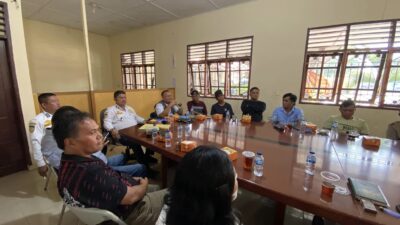 Dishub Dairi gelar Rakor bersam para pengusaha angkutan bahas pengoperasian Terminal Sitinjo. (foto/ist)