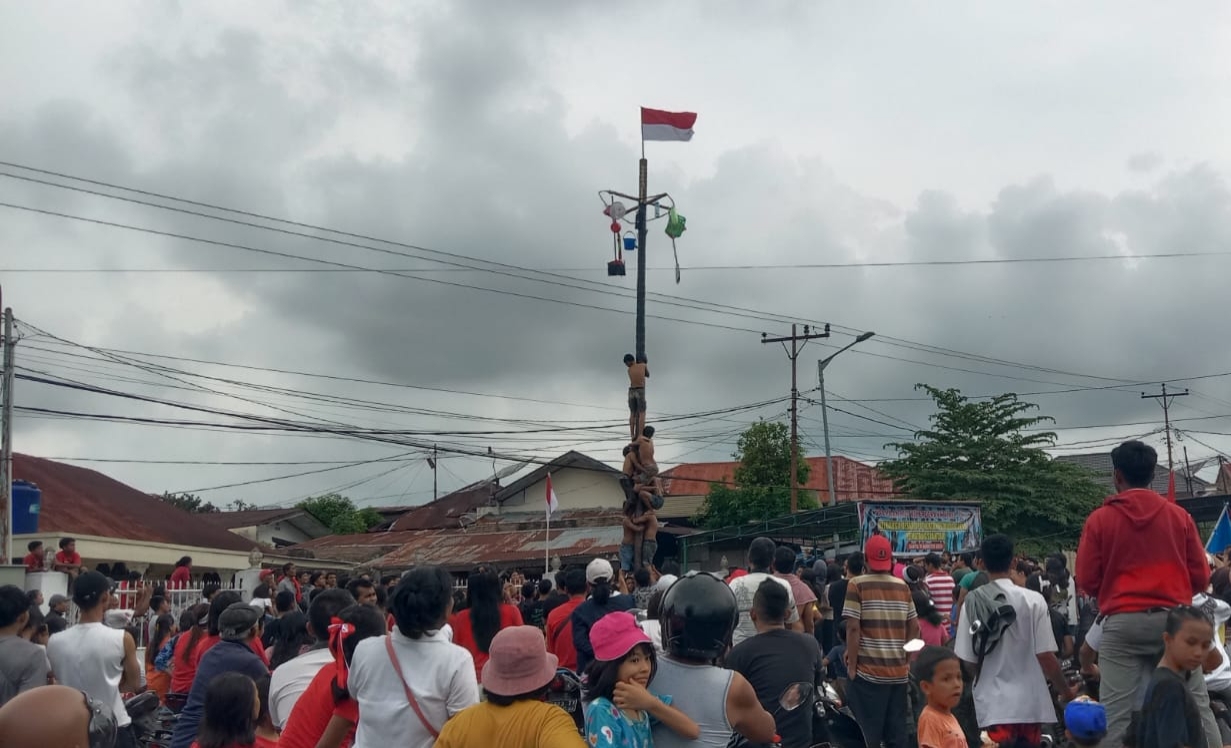 Perayaan HUT RI ke-79 DPD IPK Siantar ramai di kunjungi masyarakat.(foto/Hendra)