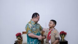 Pj Bupati Dairi, Charles Bantjin dan Deardo Simbolon. (foto/ist)