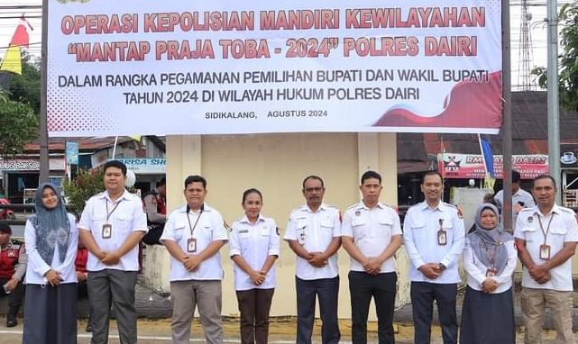 Foto bersama KPU Dairi saat usai Apel Operasi Mantap Praja Toba.(ist)