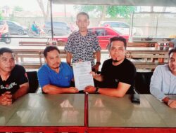 Pengurus Daerah FSP KEP SPSI Sumut Serahkan SK Karateker PC Dairi