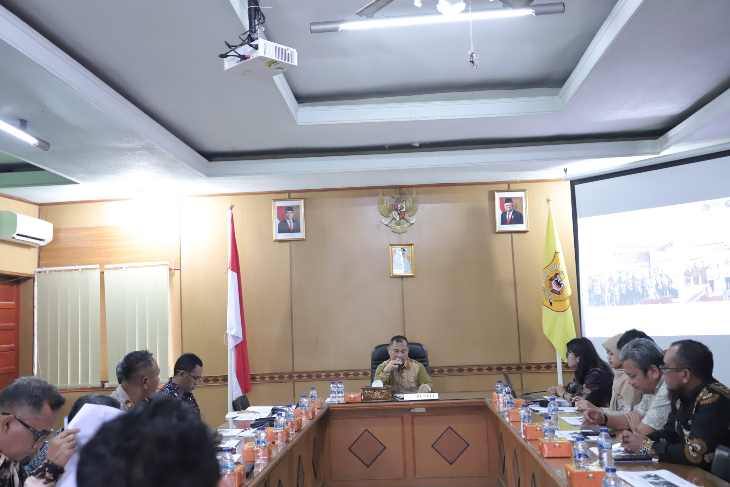 Pj Bupati Dairi Pimpin Sidang Gugus Tugas Reforma Agraria Tahun Anggaran 2024. (foto/ist)