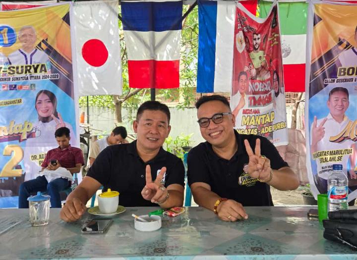 Marolop (Kanan) bersama Mangatas Silalahi (kiri).(Foto/Hegi)