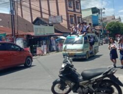 Saat Operasi Zebra Toba Berlangsung, Supir di Siantar Tetap Naikkan Sewa Ke Atap Angkot