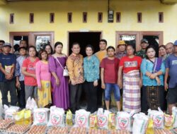 Pj Bupati Dairi Kunjungi dan Berikan Bantuan Pada Korban Banjir Bandang Tanah Pinem