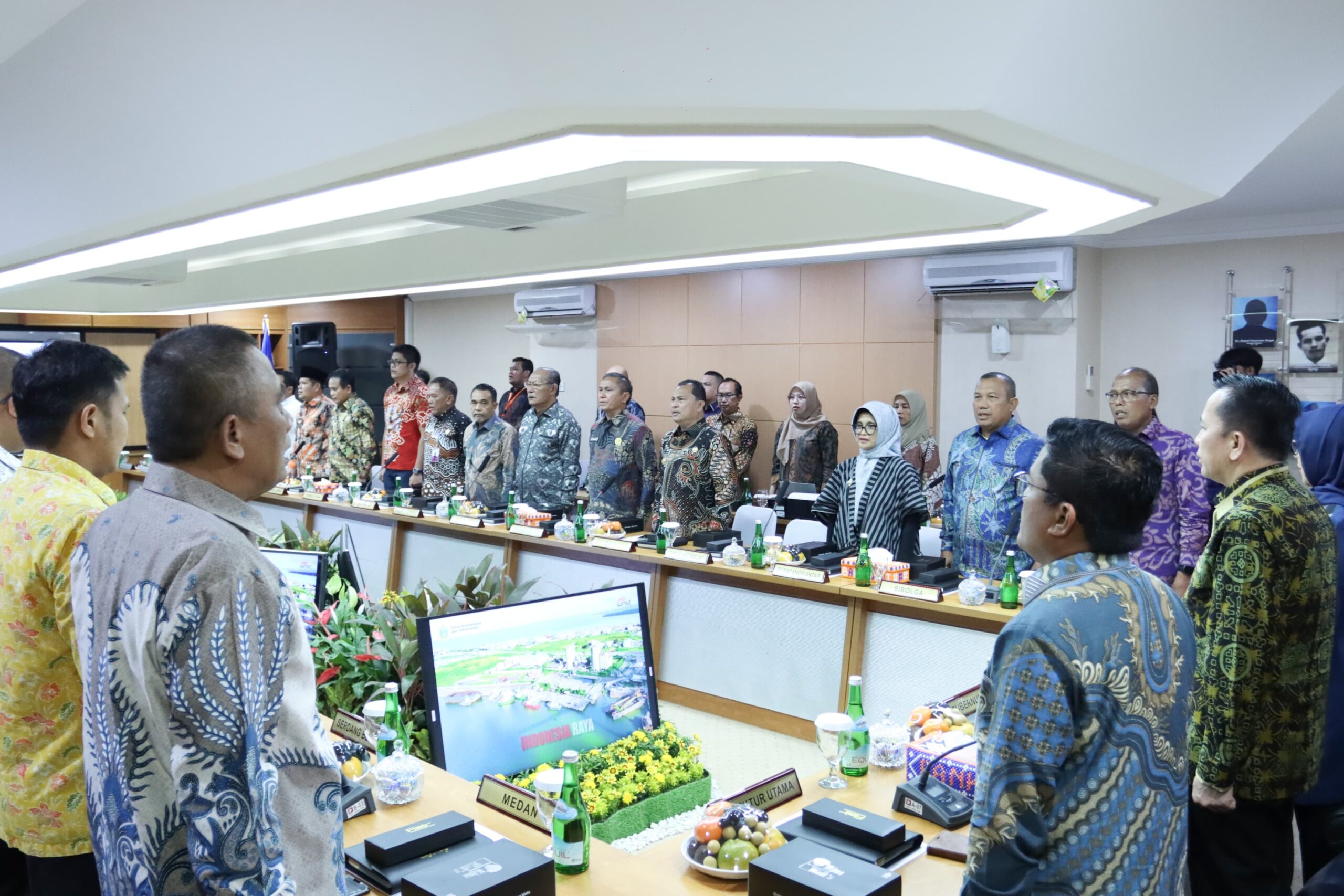 Suasana saat RUPS Luar Biasa Bank Sumut, Jumat (29/11/2024). (foto/ist)