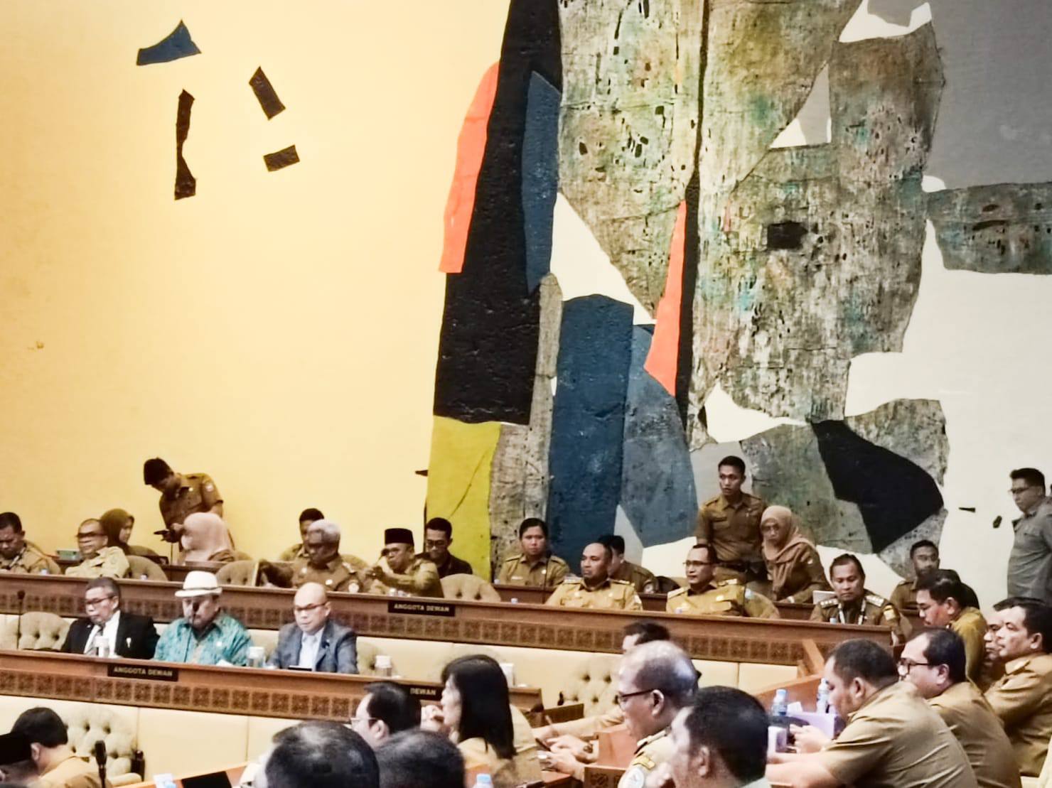 Suasana Rapat Dengar Pendapat Jelang Pilkada Serentak di Sumut. (foto/ist)