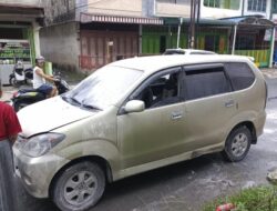 Diduga Korsleting, Mobil Avanza Terbakar di Siantar
