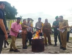KPU Dairi Musnahkan Surat Suara Rusak