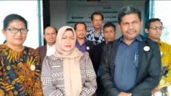 Wawancara tigasisinews.id dengan Pihak RSUD Sidikalang dan KGI. (Uba)