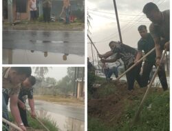 Lihat Jalan Tergenang Air Saat Melintas, Bupati Dairi Berhenti Perbaiki Drainase