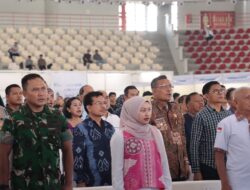 Peringatan Hari Buruh, Bupati Vickner Sinaga Hadiri May Day Fairi 2025