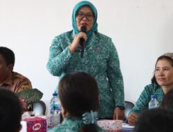 Supervisi TP PKK Kabupaten Dairi ke Kecamatan Laeparira dan Silahisabungan